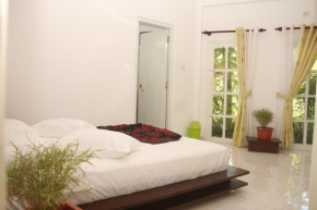 Отель Sanovin Hotel  Mirissa